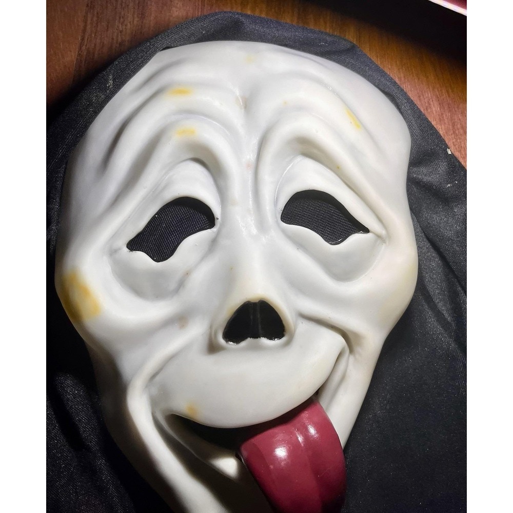 Scream Mask Tongue Out Ghost Face Easter Unlimited Fun World Wassup Scary Movie - Picture 5 of 9